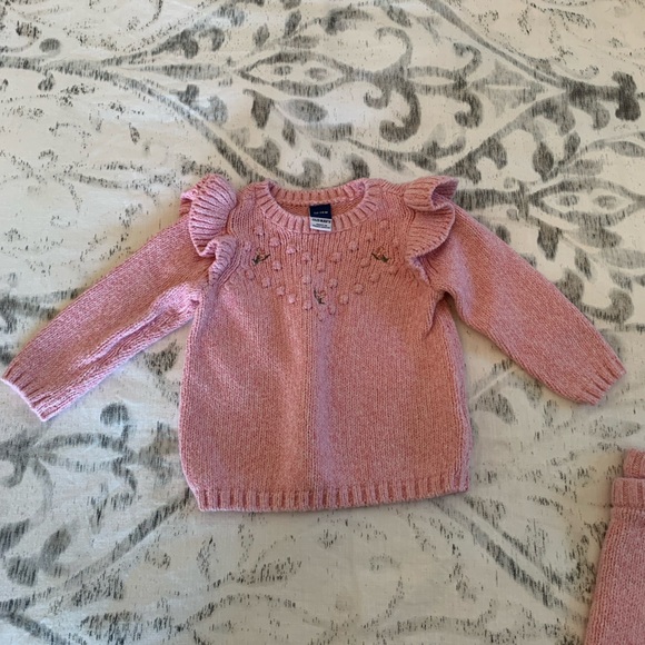 Old Navy Pink cozy cotton knit 2 pc outfit. Absolutely adorable. Good condition - Picture 2 of 7